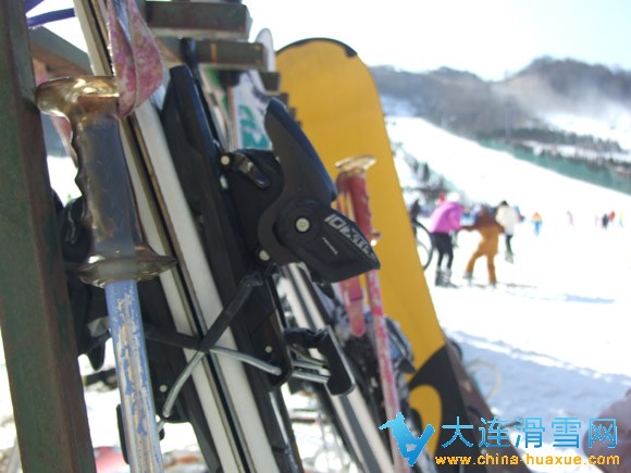 大连欢乐雪世界滑雪场